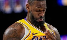 九游娱乐-勒布朗率湖人取胜森林狼，保持不败的简单介绍