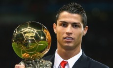 九游娱乐-莫兰特关键先生本色尽显，尼克斯铁血冲垮热火防线