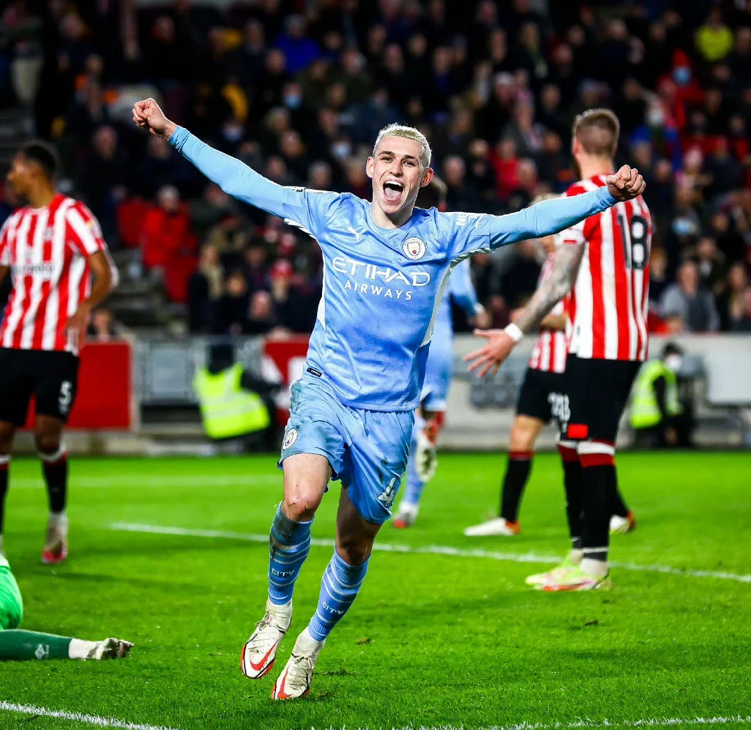 曼城主场完胜沃特福德,继续保持不败记录的简单介绍 曼城主场完胜沃特福德,继续保持不败记录的简单介绍