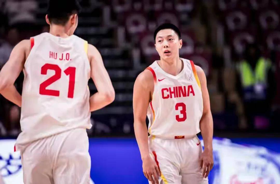 天津男篮客场爆冷获胜，实现逆袭