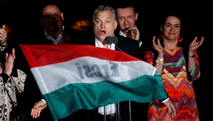 匈牙利大获全胜,提前确保小组第一 匈牙利大获全胜,提前确保小组第一