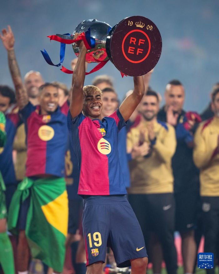 巴塞罗那主场获胜,领跑西班牙甲级联赛排名 巴塞罗那主场获胜,领跑西班牙甲级联赛排名